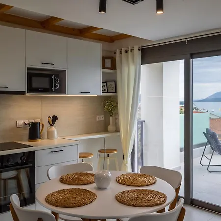 Phos Maisonettes Lefkada דירה *