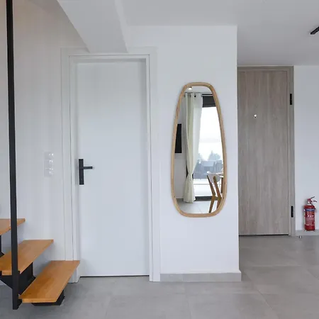 Phos Maisonettes Nikiana