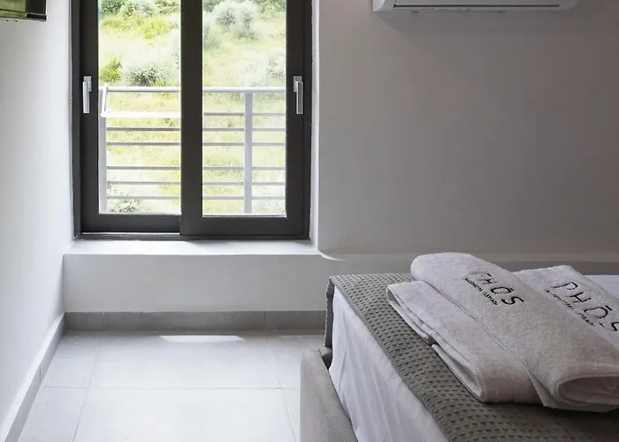 Phos Maisonettes Lefkada * Nikiana