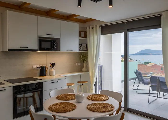 Phos Maisonettes Lefkada Appartamento *
